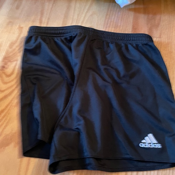 Adidas Shorts. Size M. Never worn - Picture 2 of 2